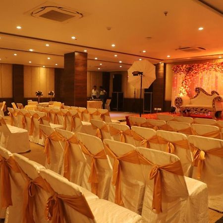 County Inn Vaishali Nagar, ジャイプール エクステリア 写真