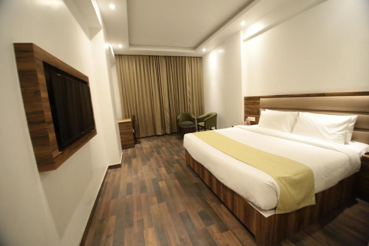 County Inn Vaishali Nagar, ジャイプール エクステリア 写真