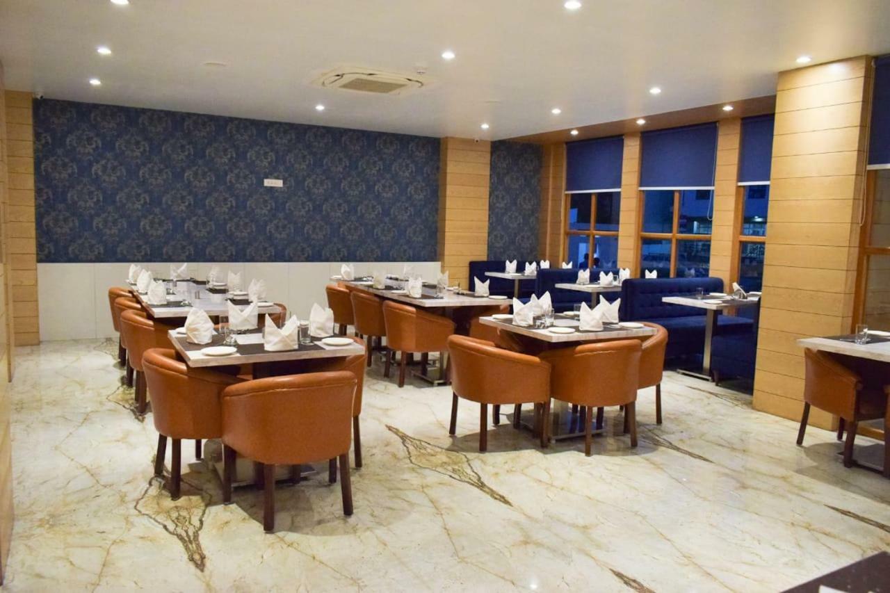 County Inn Vaishali Nagar, ジャイプール エクステリア 写真