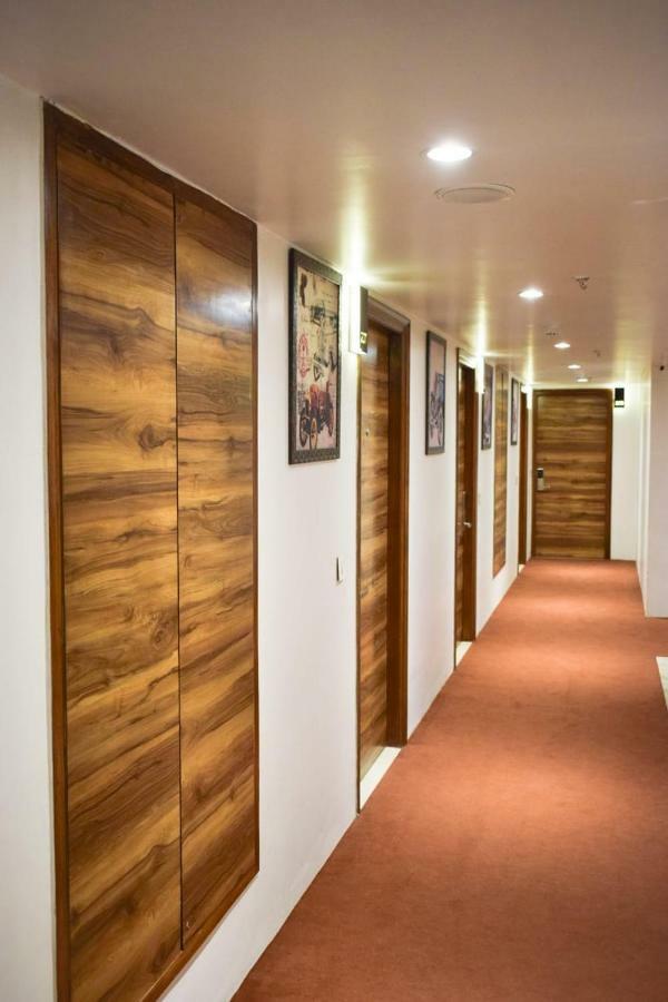 County Inn Vaishali Nagar, ジャイプール エクステリア 写真