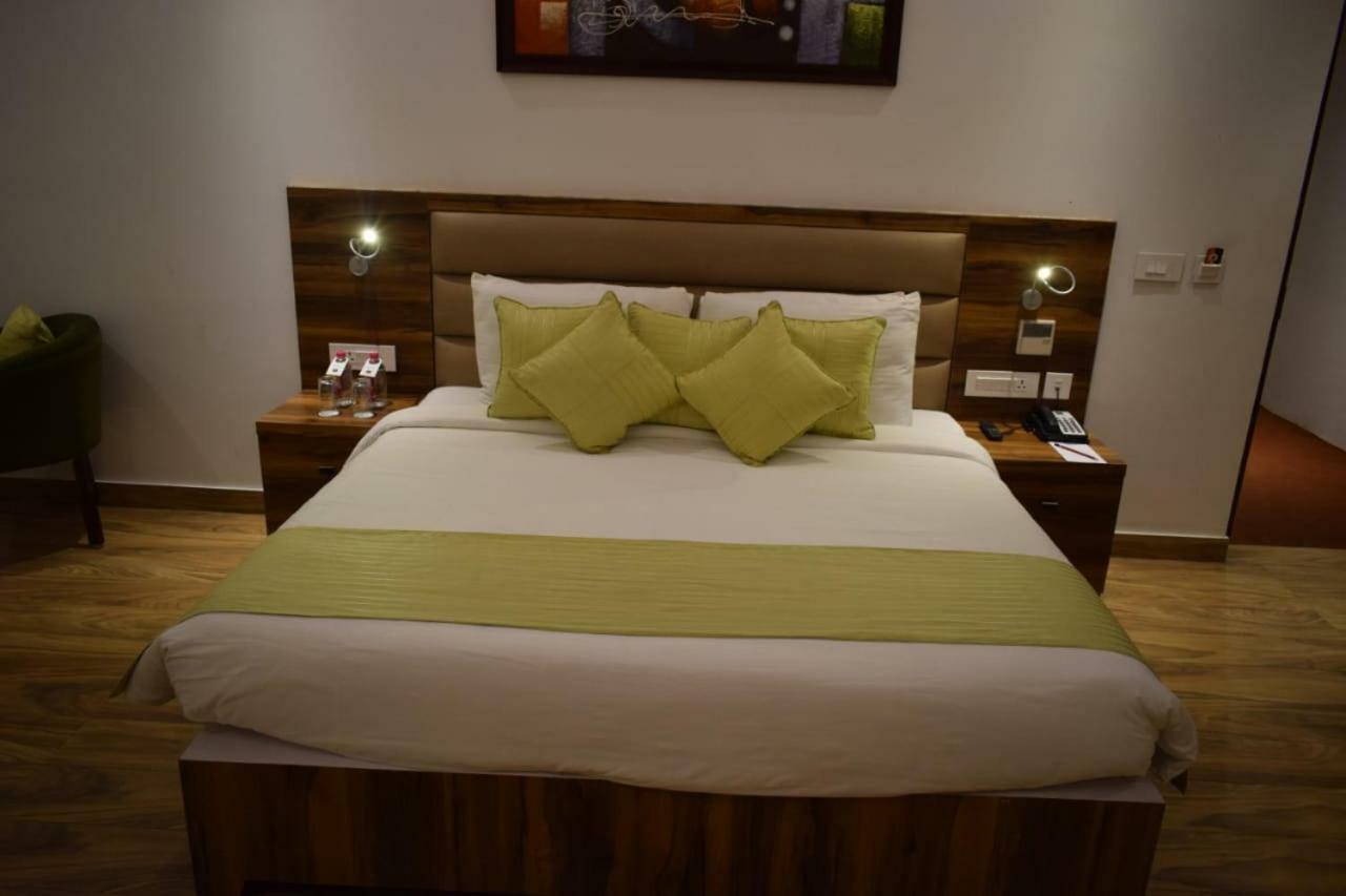 County Inn Vaishali Nagar, ジャイプール エクステリア 写真