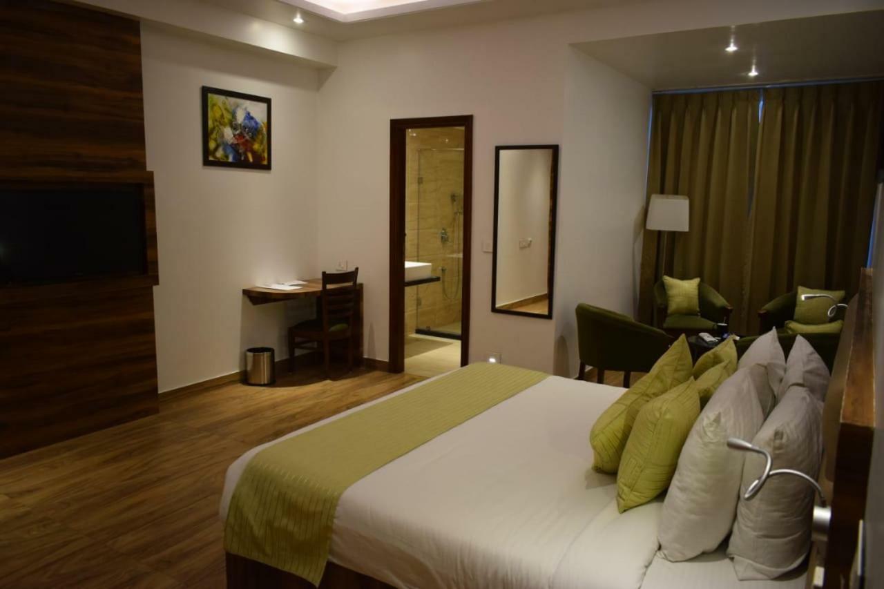 County Inn Vaishali Nagar, ジャイプール エクステリア 写真