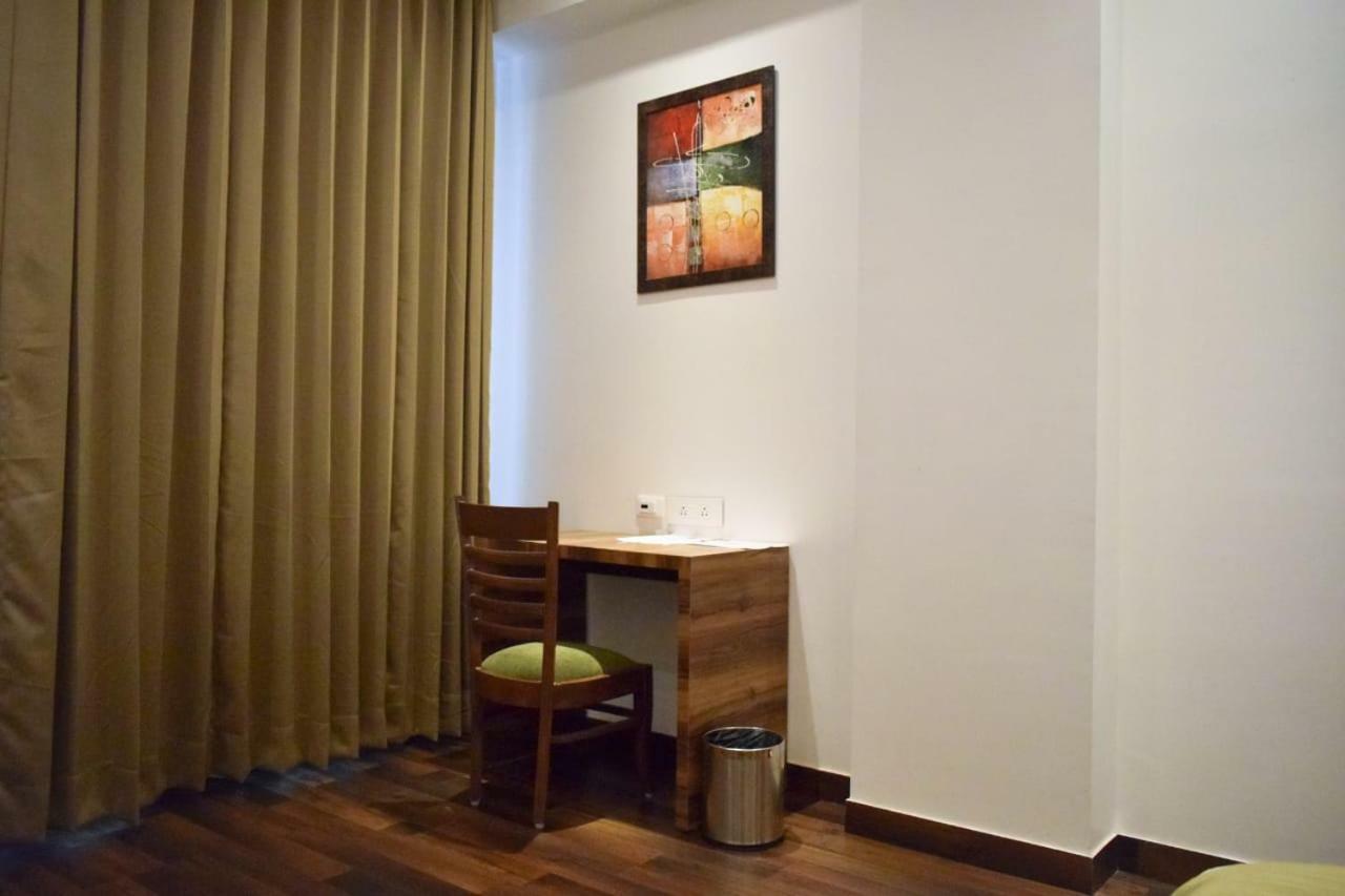 County Inn Vaishali Nagar, ジャイプール エクステリア 写真